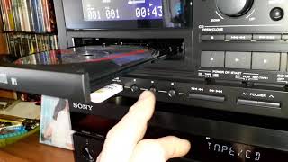 Teac AD850 reproduciendo [upl. by Ecirtnahs572]