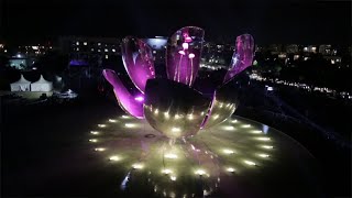 Vuelve la Floralis Genérica [upl. by Bonni]