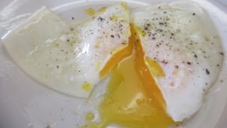 EGG OVER EASY  How to make PERFECT OVER EASY EGGS demonstration [upl. by Eardna]