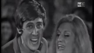 Gianni Morandi amp Dalida  Medley [upl. by Aryam]