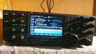 Icom IC7800  The best of the best HF Transceiver [upl. by Aneras]