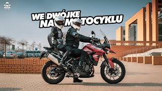 Jak jeździć w dwie osoby na motocyklu Jazda z pasażerką  co warto wiedzieć [upl. by Elamef]