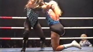 Wendi Richter vs Debbie Combs CWA Hannover´93 [upl. by Hairas]