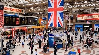 A Walk Through The London Victoria Station London England [upl. by Imre]