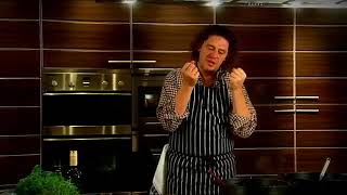 Marco Pierre White  Easy Bolognese Recipe [upl. by Llewellyn143]