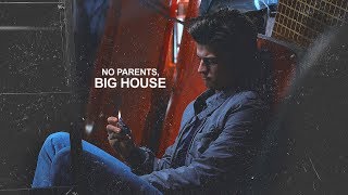 Steve Harrington  No parents big house [upl. by Yahsed]