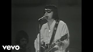 Roy Orbison  Crying Live From Australia 1972 [upl. by Ahsilam492]