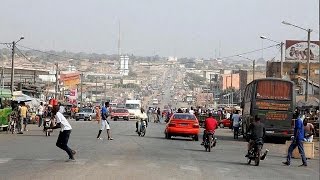 Côte dIvoire  des anciens rebelles paralysent Bouaké [upl. by Dyraj]