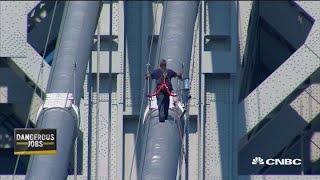 Worlds most dangerous jobs Bridge painter [upl. by Waylen]